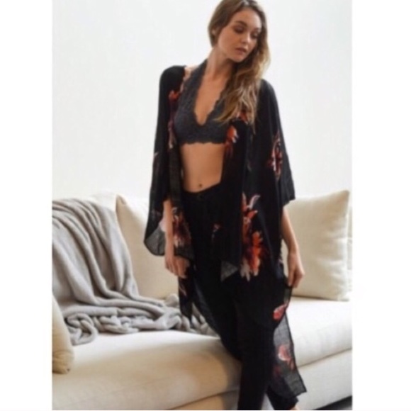 Last 1 New Beautiful Boho Kimono Cardi - Picture 5 of 7
